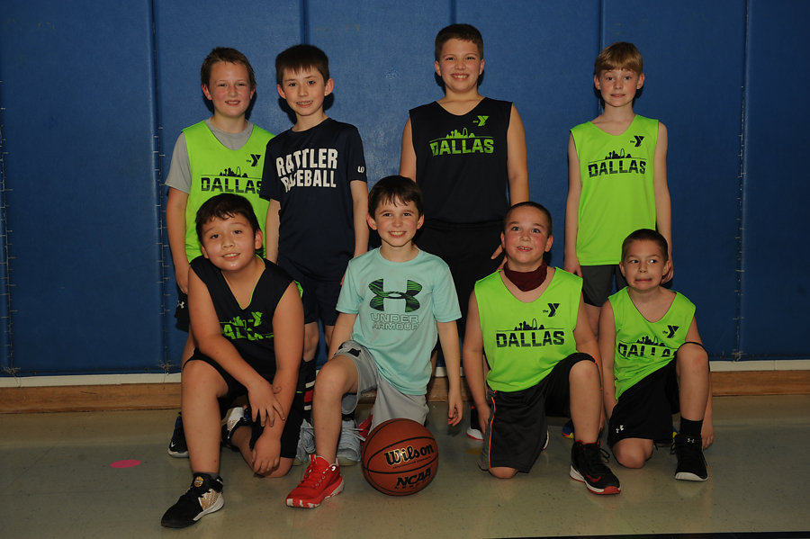 Winter 2021 Basketball Team Photo and Practice